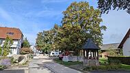 Stadel Landkreis Lichtenfels Ortsdurchfahrt Dorfmitte Ortsdurchfahrt Stadel Landkreis Lichtenfels Ortsmitte mit Brunnen und Kanalbaustelle