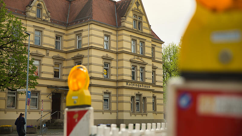 Kolpinghaus ForchheimForchheim & Fränkische Schweiz Am Kolpingshaus in Forchheim wird sich vorerst nichts tun, geschweige denn ein Kulturzentrum entstehen. Das hängt auch mit Forchheims Haushaltskrise zusammen.