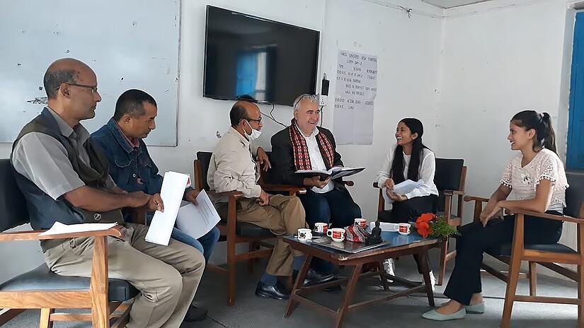 Himal Initiative Deutschland e.V. Himal Initiative Deutschland e.V.