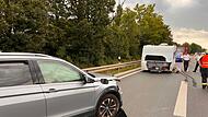 Unfall a73Forchheim & Fränkische Schweiz Hoher Sachschaden, ein zweiter Unfall und ein langer Stau: Das ist die Bilanz des Einsatzes am Samstagnachmittag auf der A73.