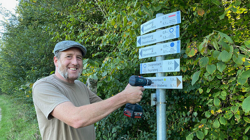 Den Akkuschrauber hat Matthias Galster immer dabei.