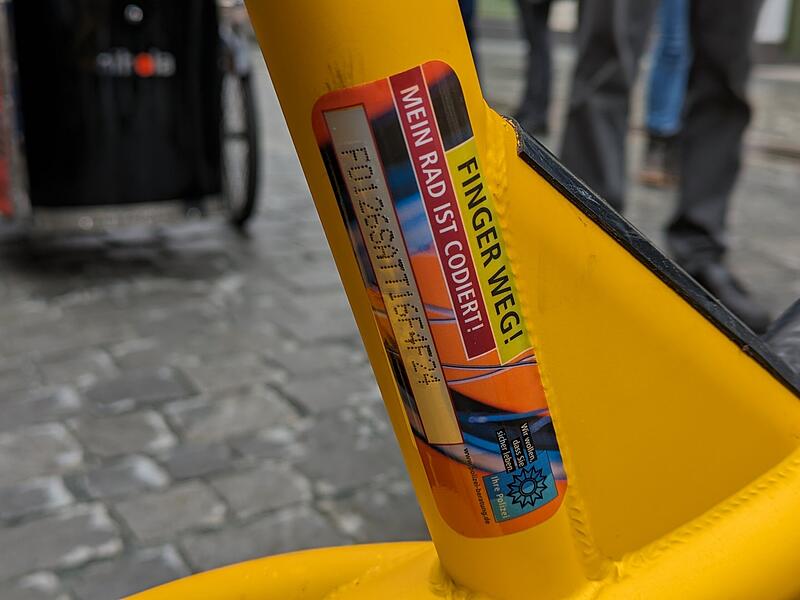 Finger weg! So sieht die Codierung dann aus.Earth Day Forchheim Finger weg! So sieht die Codierung dann aus.Earth Day Forchheim
