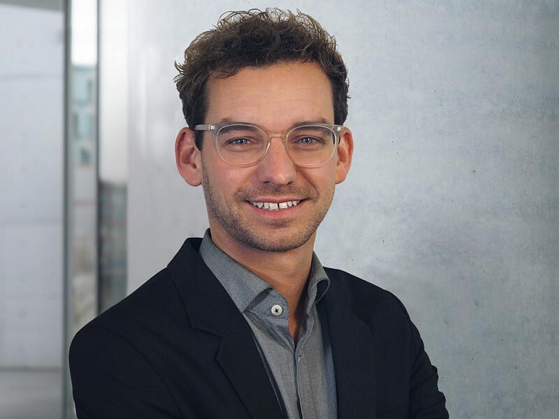 Philipp Kosok, Agora Verkehrswende: „Leider haben gerade sehr lange Pendelwege auch negative Folgen für die Gesundheit, das Beziehungsleben und die Umwelt.“Forchheim & Fränkische Schweiz Philipp Kosok, Agora Verkehrswende: „Leider haben gerade sehr lange Pendelwege auch negative Folgen für die Gesundheit, das Beziehungsleben und die Umwelt.“Forchheim & Fränkische Schweiz