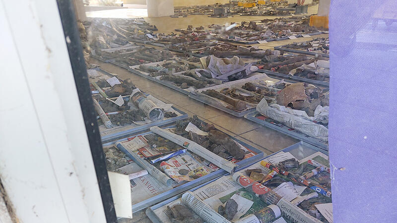 Warum liegen Knochen im ehemaligen D&ouml;ll-Edeka im Bamberger Haingebiet?