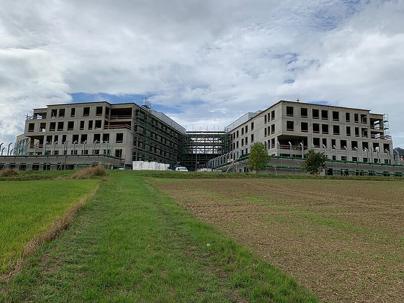 Rohbau Klinik in Kutzenberg Rohbau Klinik in Kutzenberg