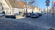 Der Marktplatz in Gräfenberg ist für Privatfahrzeuge nur noch von einer Seite aus befahrbar. Eigentlich.Forchheim & Fränkische Schweiz Der Marktplatz in Gräfenberg ist für Privatfahrzeuge nur noch von einer Seite aus befahrbar. Eigentlich.Forchheim & Fränkische Schweiz