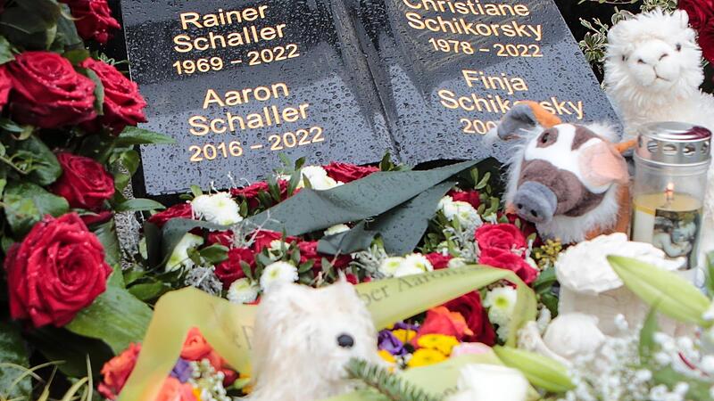 In Schl&uuml;sselfeld befindet sich die letzte Ruhest&auml;tte von Rainer Schaller und seiner Familie.