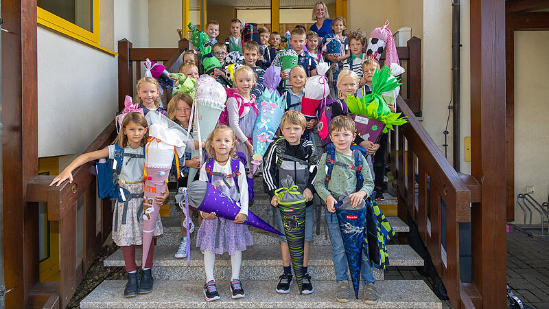 Die neuen Erstkl&auml;ssler 2024 in den Ha&szlig;bergenDie neuen Erstkl&auml;ssler im Schuljahr 2024/25 in den Ha&szlig;bergen