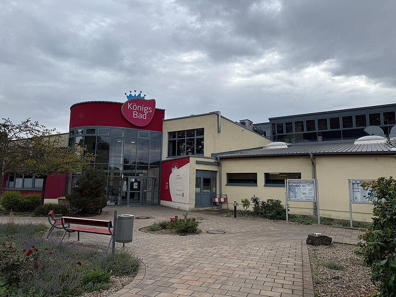 Zum Jahreswechsel soll es im Forchheimer Königsbad erneut zu deutlichen Gebührenerhöhungen kommen.Forchheim & Fränkische Schweiz Zum Jahreswechsel soll es im Forchheimer Königsbad erneut zu deutlichen Gebührenerhöhungen kommen.