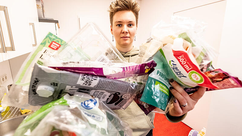 Trotz bewussten Einkaufens sammelt sich noch an einiges Plastikm&uuml;ll an. Geht es auch mit weniger? Volont&auml;rin Nele Nitschky hat den Selbstversuch gemacht: 2 Wochen kein Plastikm&uuml;ll.