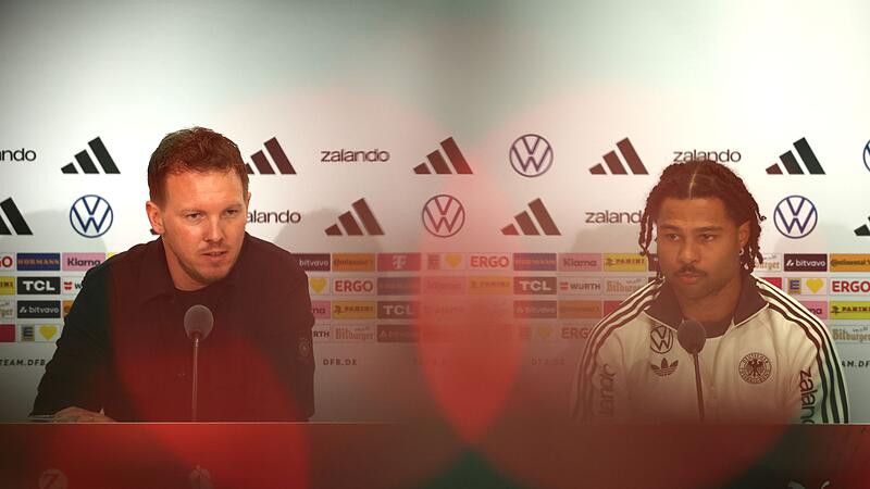 Julian Nagelsmann und Serge Gnabry