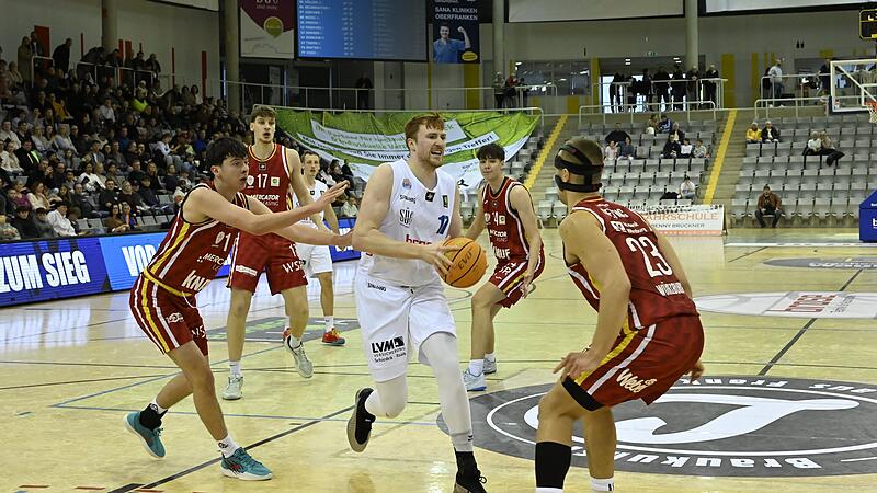 _HLX5677 HL BBC Coburg gegen W&uuml;rzburg Baskets Akademie Ole Thei&szlig;
