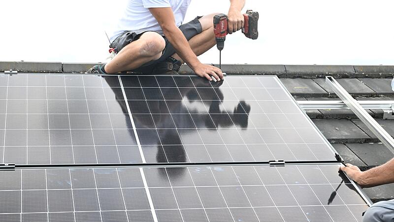 Installation einer PV-Anlage Installation einer PV-Anlage