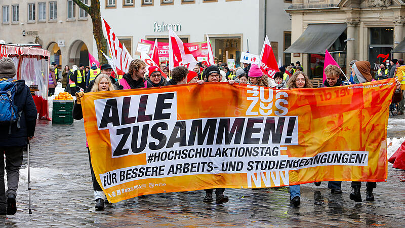 Demo UniStreik Universit&auml;t