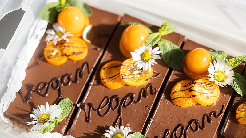 Veganer Kuchen schmeckt lecker. Veganer Kuchen schmeckt lecker.