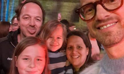 Ganz nah dran: Ein Familienselfie mit Joko Winterscheidt...Joko & Klaas auf der Plassenburg: Die sch&ouml;nsten Leserbilder