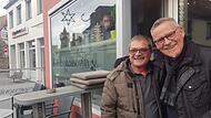 Sie arbeiteten zusammen: Thomas Raab (rechts) und Domenico Negri. Er betreibt das Speiserestaurant nebenan. Sie arbeiteten zusammen: Thomas Raab (rechts) und Domenico Negri. Er betreibt das Speiserestaurant nebenan.