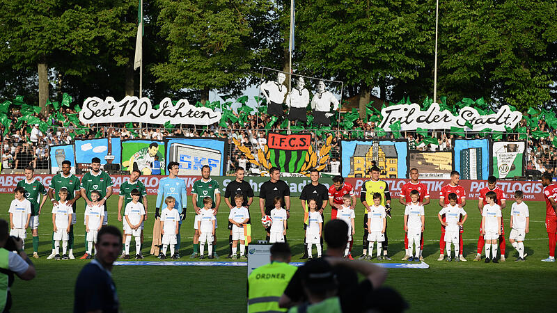 FC Schweinfurt 05: Aufstieg nach Derbysieg &uuml;ber Kickers W&uuml;rzburg