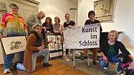 Martina Thiele, Martin Sachs, Irene Haas, Gabriele Jost, Manuela Keller-Denzler, Hedwig Schröder (von links stehend) und Annette Heineck - (kniend links) sowie Angela Schmidt freuen sich auf die Ausstellung. Martina Thiele, Martin Sachs, Irene Haas, Gabriele Jost, Manuela Keller-Denzler, Hedwig Schröder (von links stehend) und Annette Heineck - (kniend links) sowie Angela Schmidt freuen sich auf die Ausstellung.