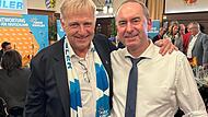 Axel Rogner gemeinsam mit Hubert Aiwanger auf der Wahlparty der Freien Wähler in München.Forchheim & Fränkische Schweiz