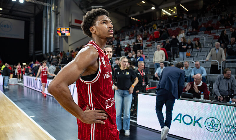 Bedient nach Spielende: Demarcus Demonia.