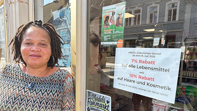 Auto kracht in Schaufenster Obere Königstraße Bamberg Auto kracht in Schaufenster Obere Königstraße Bamberg