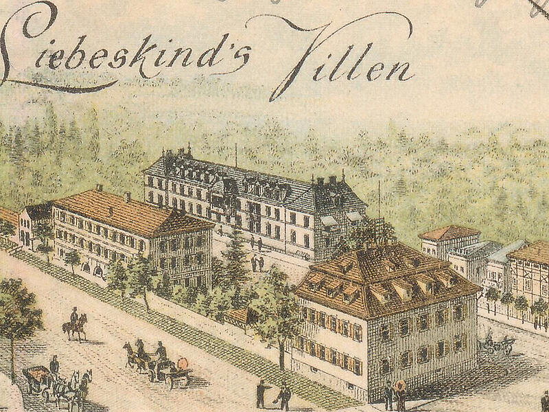 Theaterparkhaus Bad Kissingen Eine alte Postkarte zeigt das Kaffeehaus Palais Erthal (vorne rechts) und daneben die beiden Liebeskindvillen. Links der beiden Gebäude befinden sich heute das Theaterparkhaus sowie die Saaletal-Schule.
