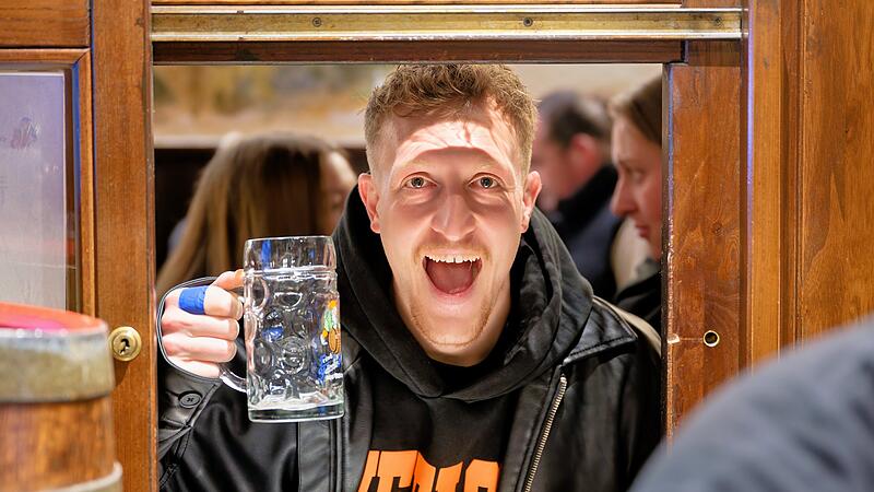 Bockbier-Anstich 2025 beim F&auml;ssla in BambergUnterwegs mit dem Sandmadla 2025 auf der Bamberger Sandkerwa