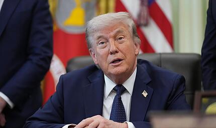 Zweifel an der geistigen Fitness Trumps nehmen Fahrt auf.  Aber nichts  spreche aktuell daf&uuml;r, dass es irgendwann zur Amtsenthebung des US-Pr&auml;sidenten komme, bedauert Chefredakteur Gerd Schneider.