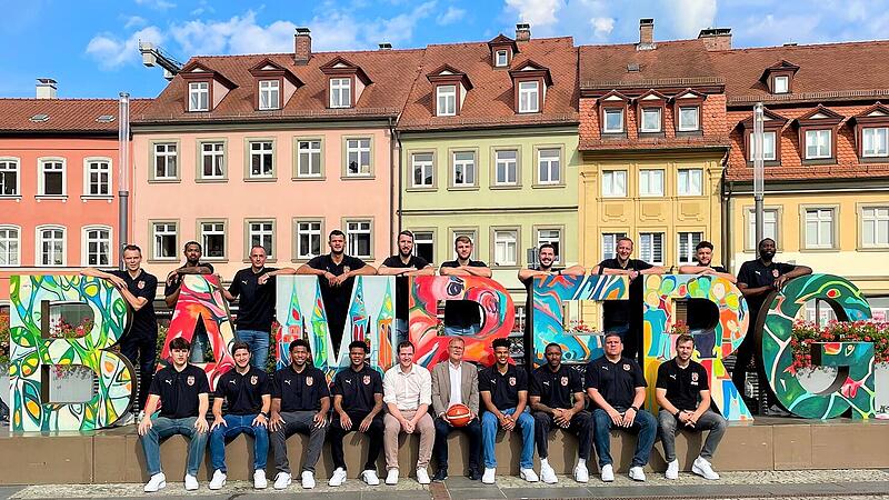 Auf dem Maxplatz feierten die Bamberg Baskets mit Oberb&uuml;rgermeister Andreas Starke schon mehrmals Erfolge. Ob das mit irgendwann wieder der Fall sein wird?