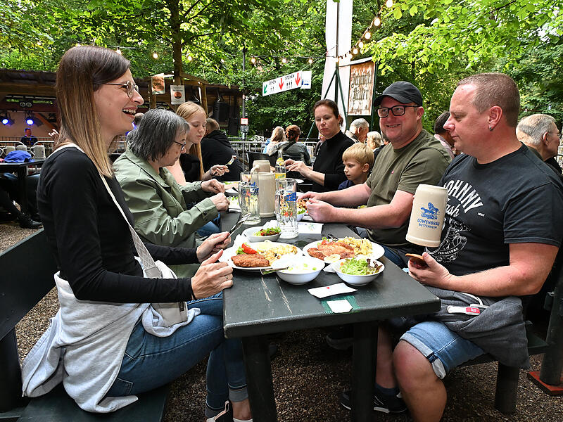 Der Firmenmittwoch ist Tradition am Forchheimer Annafest und lockt jedes Jahr viele Firmen aus Stadt und Landkreis Forchheim an.