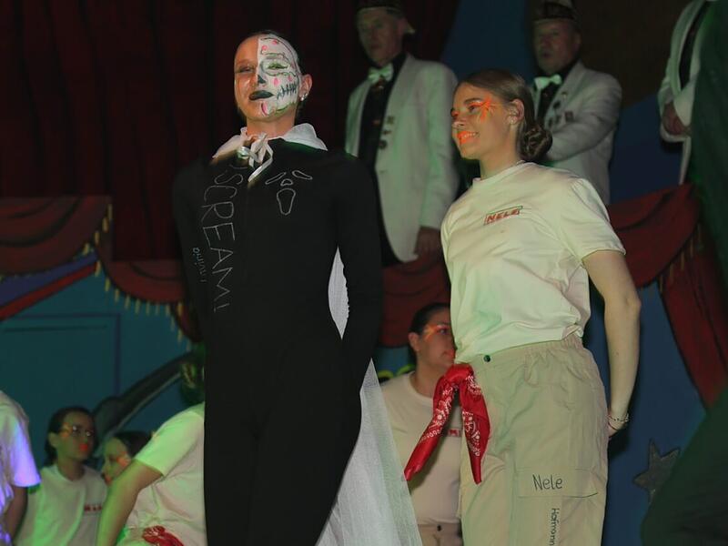 F&uuml;nf Stunden buntes Treiben, bei dem Altbekannte ebenso f&uuml;r Unterhaltung sorgten wie neue Acts, gab es beim NCC in N&uuml;dlingen.