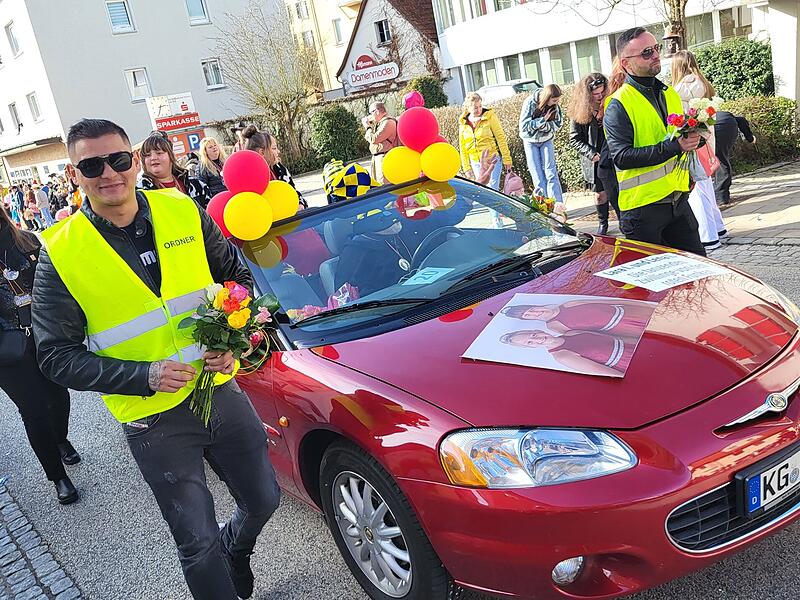 Viel los war am Faschingsdienstag, 4. März 2025, beim Faschingszug in Bad Brückenau.