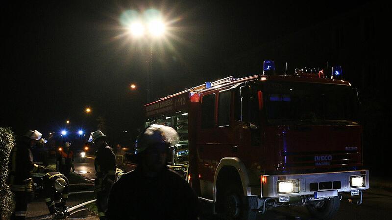 Feuerwehr (4) Feuerwehr (4)