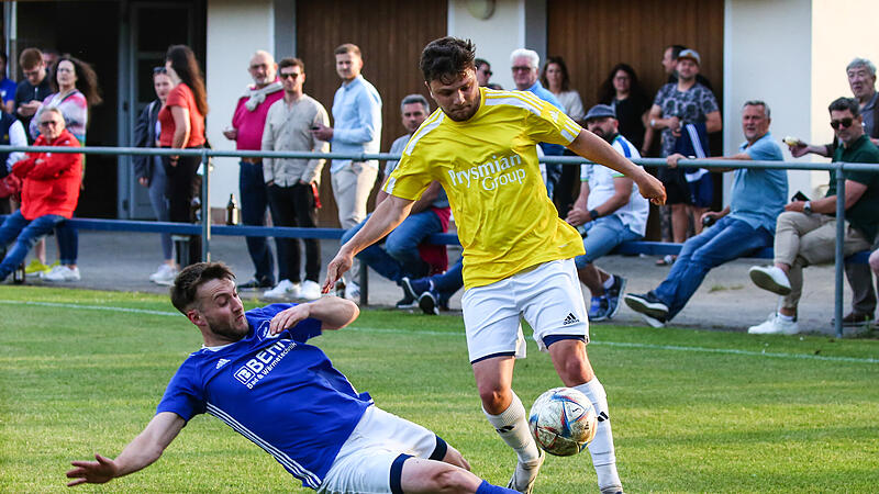 Zu Hause kämpft der FC Mitwitz um Niklas Arm (gelbes Trikot) gegen die SpVgg Rattelsdorf und Jonas Elflein gegen den Abstieg. Zu Hause kämpft der FC Mitwitz um Niklas Arm (gelbes Trikot) gegen die SpVgg Rattelsdorf und Jonas Elflein gegen den Abstieg.