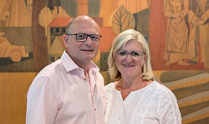 Georg RodlerForchheim & Fränkische Schweiz Georg Rodler ist der neue Bürgermeister der Marktgemeinde Gößweinstein. Auf dem Foto ist er mit seiner Frau am Wahlabend zu sehen.