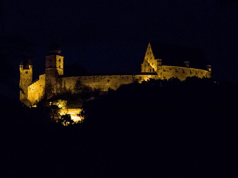 Die beleuchtete Veste besitzt für viele Menschen in Coburg eine hohe Symbolkraft.