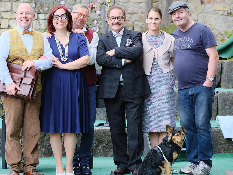 Die Darsteller 2024: Von links Markus Arneth, Anne Rauschmann, Torsten Korff, Roger Jaguczak Sandra Eichelbr&ouml;nner-Fickert und Horst Sollfrank.