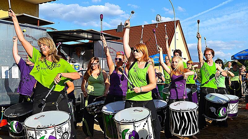 Die Samba-Gruppe Aipal&eacute; wird wieder f&uuml;r einen farbenfrohen Blickpunkt im Faschingszug sorgen.