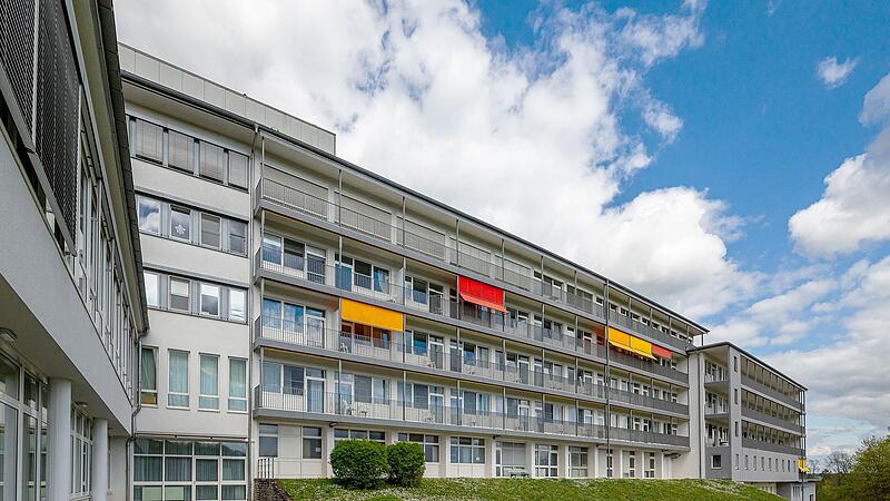 Das Thoraxzentrum in M&uuml;nnerstadt konnte mit h&ouml;herem Personalaufwand und auf etwas niedrigerem Niveau einen Normalbetrieb z&uuml;gig herstellen.