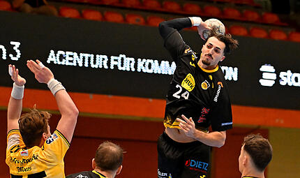 Auf seine Wurfpower kann es ankommen: Mikael Helmersson gibt gegen Lübeck-Schwartau sein Comeback für den HSC Coburg. Auf seine Wurfpower kann es ankommen: Mikael Helmersson gibt gegen Lübeck-Schwartau sein Comeback für den HSC Coburg.