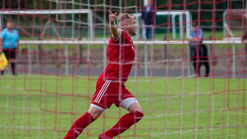 Den Siegtreffer f&uuml;r den TSV Wei&szlig;enbrunn machte Peter Traudt, der alleine vor dem G&auml;stekeeper auftauchte und sich die Ecke nur noch aussuchen musste.