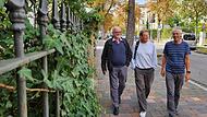 Die Sprecher des Betroffenenbeirats von Gesch&auml;digten durch sexuellen, geistlichen und gewaltt&auml;tigen Missbrauch im Erzbistum Bamberg, Matthias W&uuml;nsche, Waldemar Naperkowski sowie Medienberater Bernd Fricke.