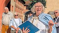 &bdquo;Chronos&ldquo; alias Jutta Dafner erz&auml;hlt Geschichten aus der Vergangenheit der Stadt Forchheim.