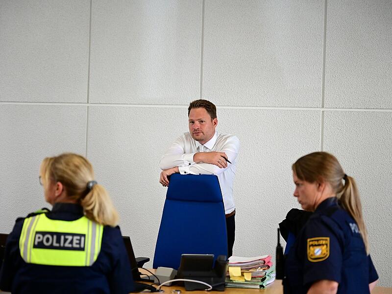 Amtsgericht Bamberg Vergewaltigung Studentenwohnheim Der Vorsitzende Richter des Schöffengerichts Philipp Schmitz in einer Verhandlungspause.