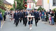 Die Jubiläumsfeuerwehr führt den Festzug durch Weigelshofen an.Forchheim & Fränkische Schweiz Die Jubiläumsfeuerwehr führt den Festzug durch Weigelshofen an.