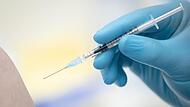 Aktuell wird mit zwei Impfstoffen im Landkreis Forchheim geimpft: mit dem von Biontech/Pfizer und von Astra-Zeneca.