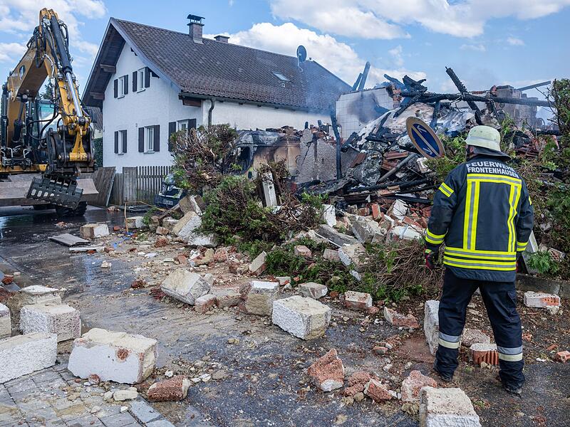 Mutma&szlig;liche Gasexplosion in Wohnhaus