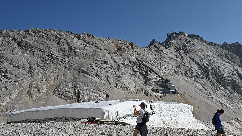 Hitze l&auml;sst Gletscher schrumpfen