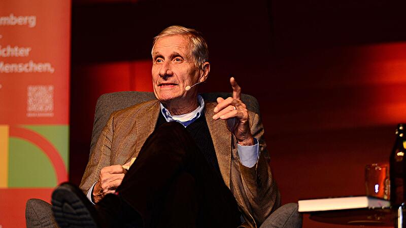 Beim Bamberger Literaturfestival las TV-Legende Ulrich Wickert aus seinem aktuellen Kriminalroman